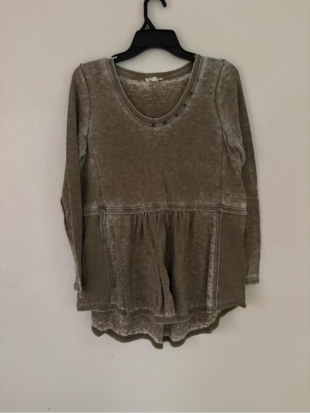 Jane and Delancey Olive Acid Wash Waffle Knit Babydoll Top Size M